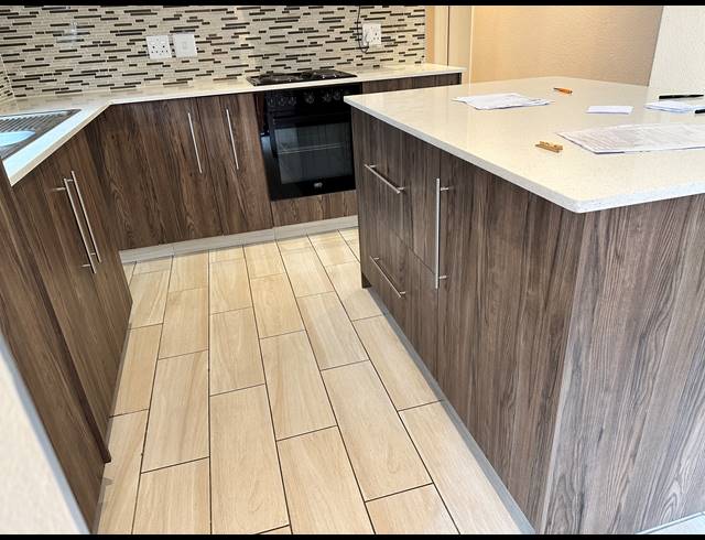 2 BEDROOM TOWNHOUSE FOR SALE IN LIEFDE EN VREDE